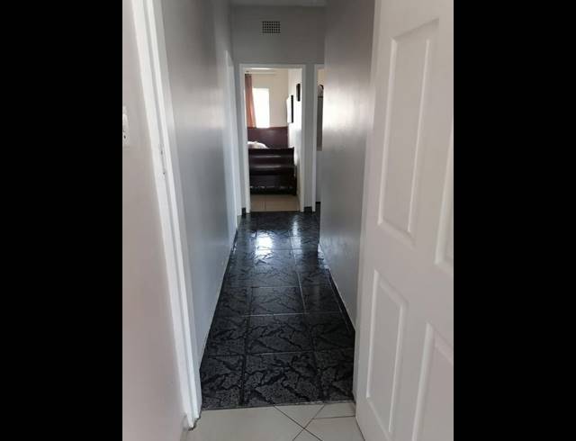 2 BEDROOM APARTMENT FOR SALE IN WYCHWOOD